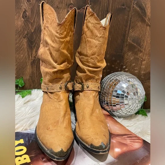 Shit Kickers - Picture 4 of 9